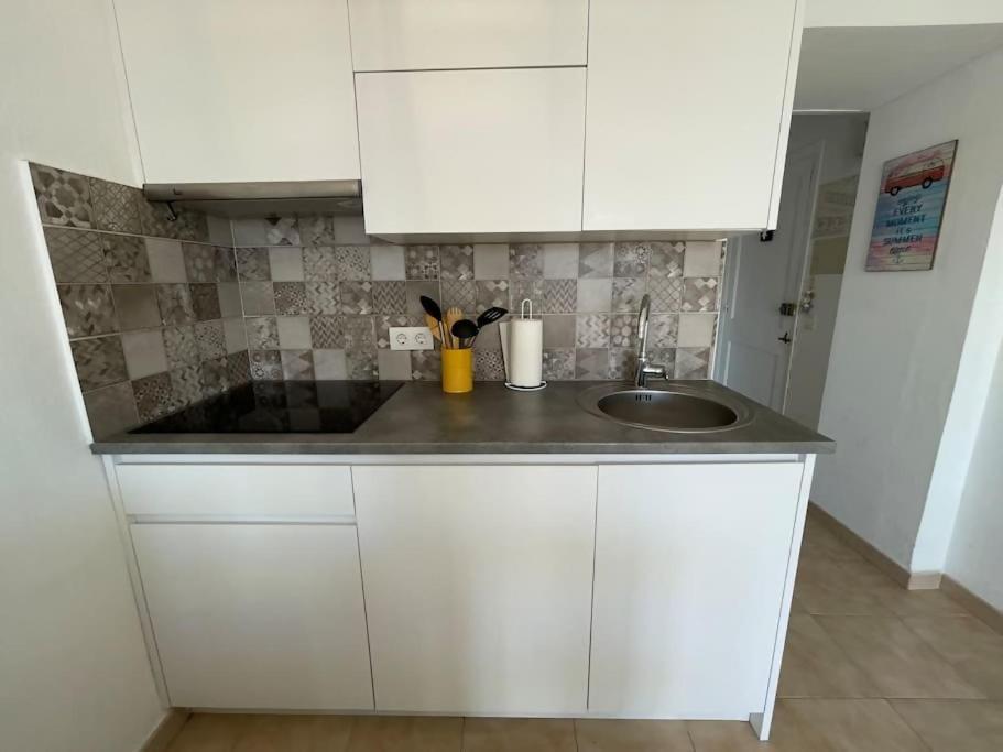 Algaiarens Apto Con Piscina Y Junto A La Playa Cala'N Blanes  Eksteriør billede